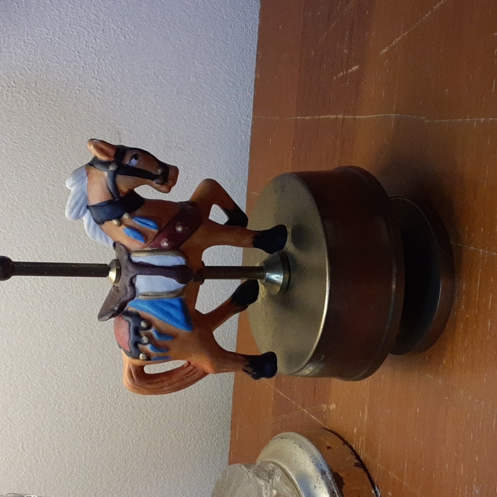 Flambro Horse Carosel Music Box Brass Base